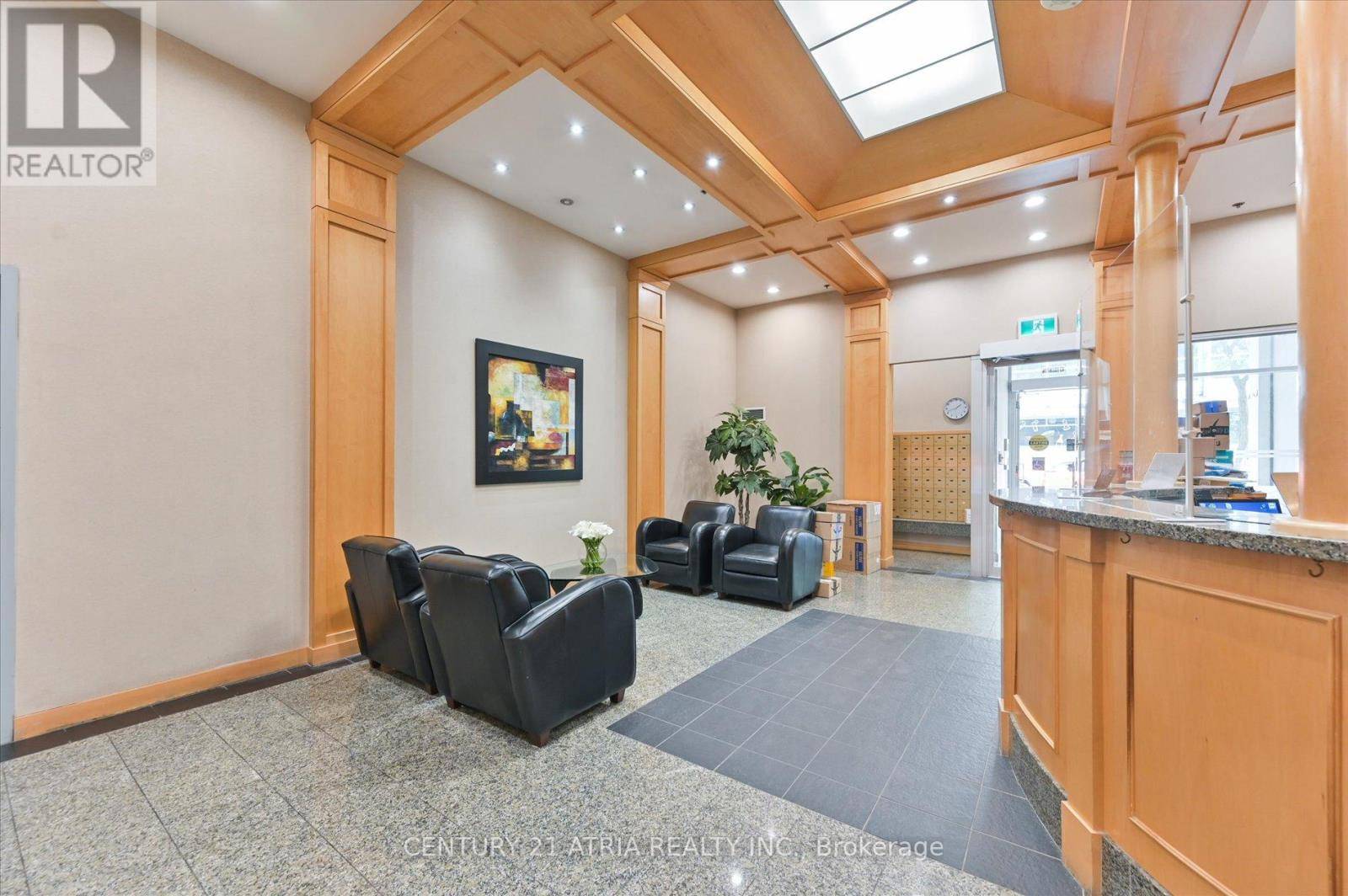 Toronto (mount Pleasant West), ON M4P1A2,43 Eglinton AVE East #508