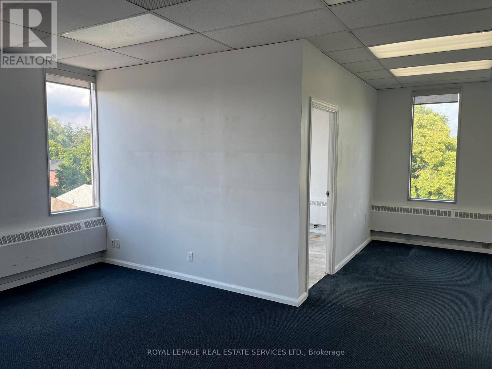 Toronto (lawrence Park North), ON M4N2M1,3335 Yonge ST #407