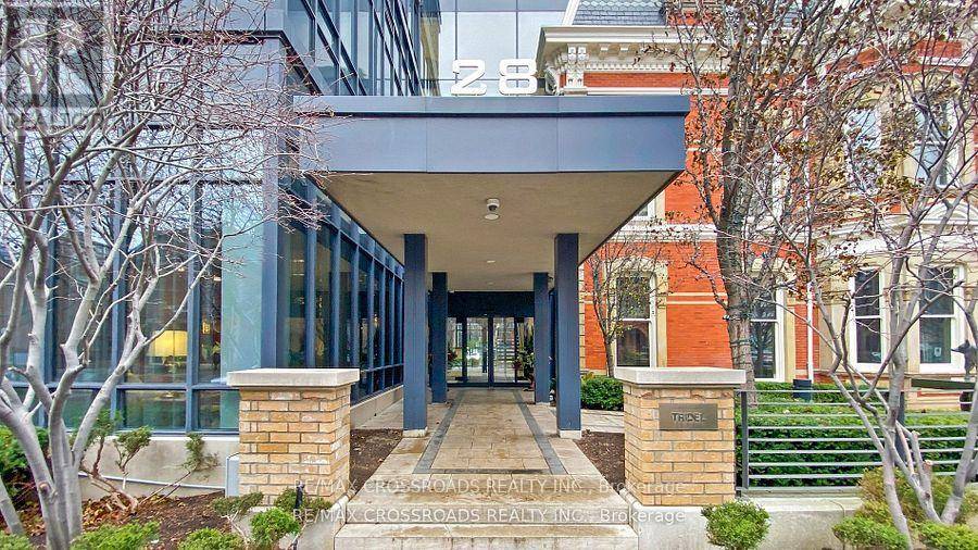 Toronto (north St. James Town), ON M4Y0A4,28 Linden ST #201