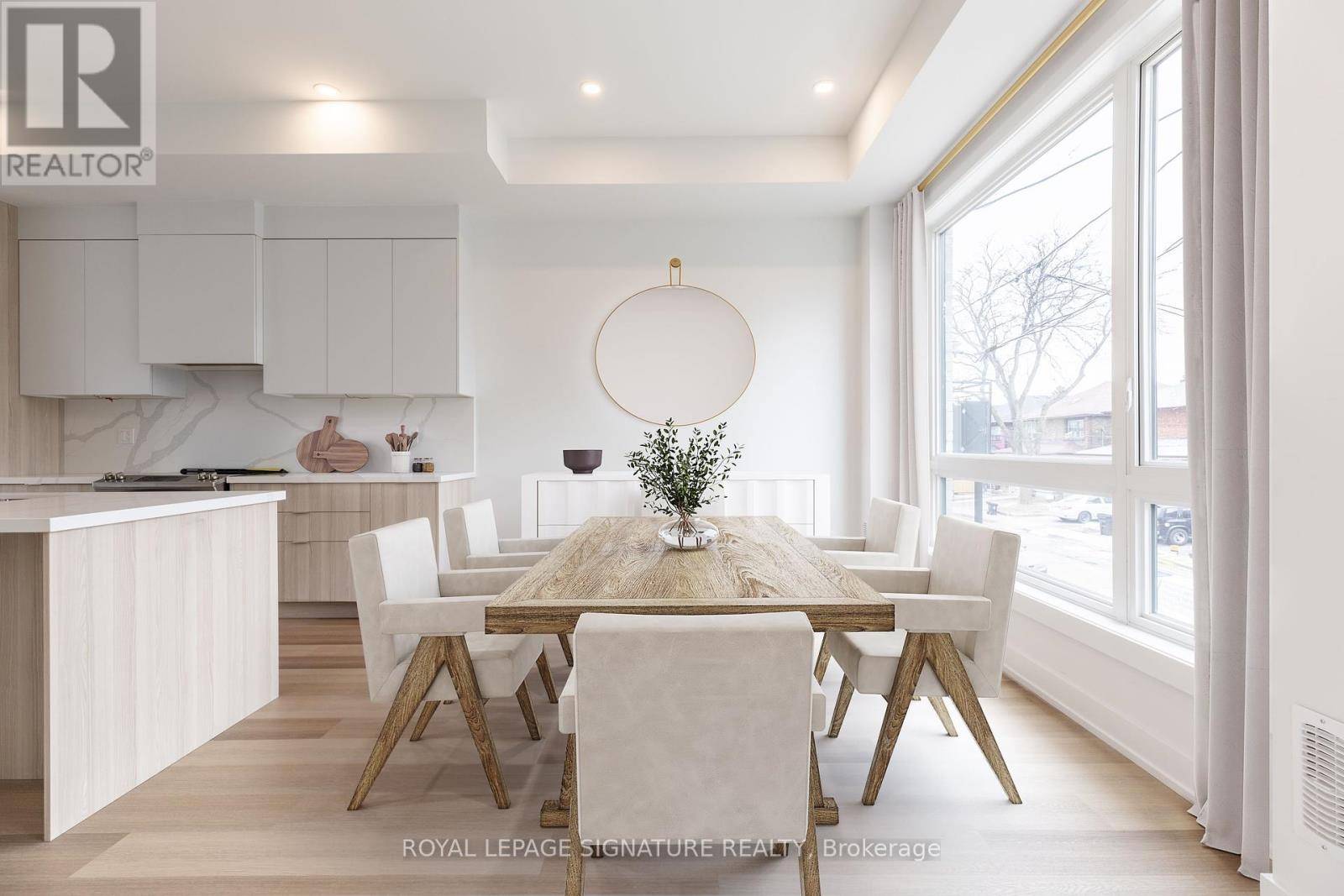 Toronto (humewood-cedarvale), ON M6C3P9,268 ATLAS AVENUE