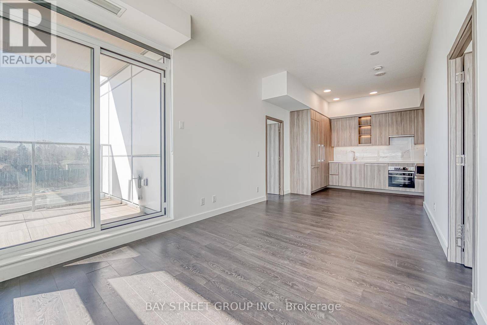Toronto (bayview Village), ON M2K0J2,27 McMahon DR #602