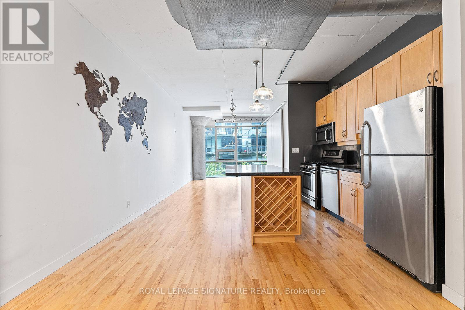 Toronto (waterfront Communities), ON M5V3T2,32 Stewart ST #405