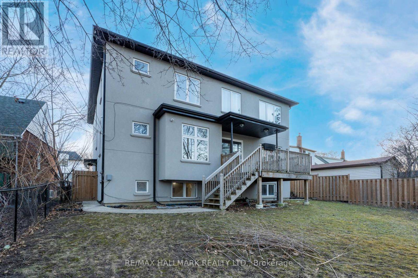 Toronto (willowdale East), ON M2N2Y6,59 CRAIGMORE CRESCENT