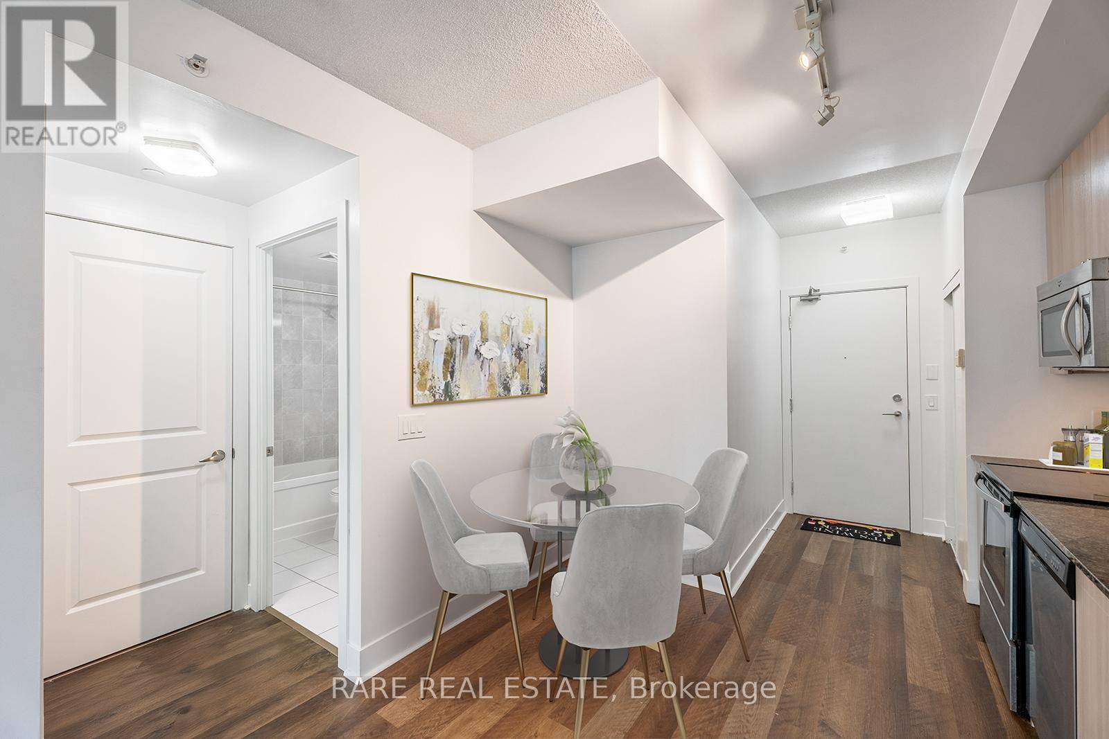 Toronto (mount Pleasant West), ON M4S0A7,68 Merton ST #208