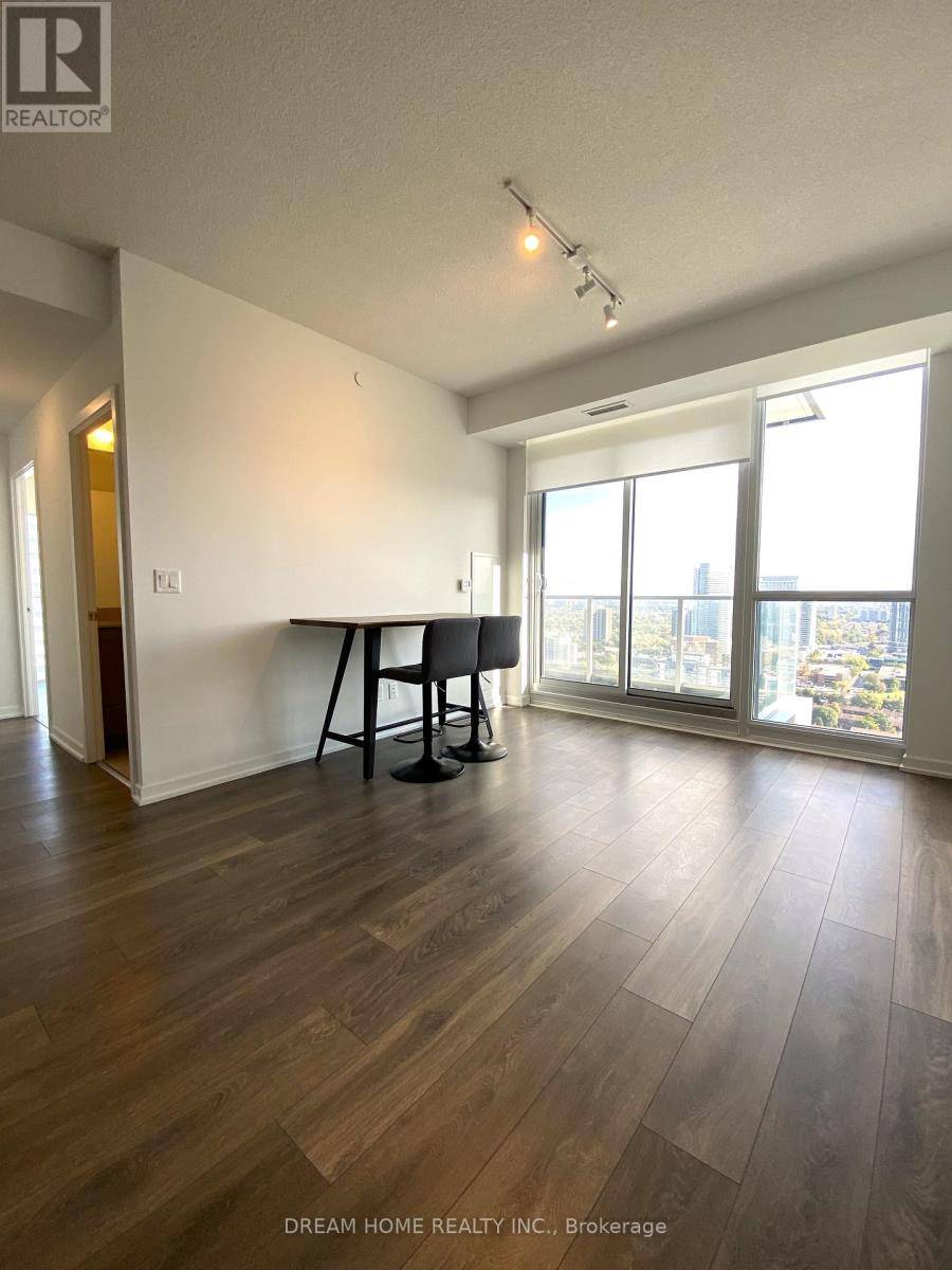 Toronto (henry Farm), ON M2J0H2,32 Forest Manor RD #2705