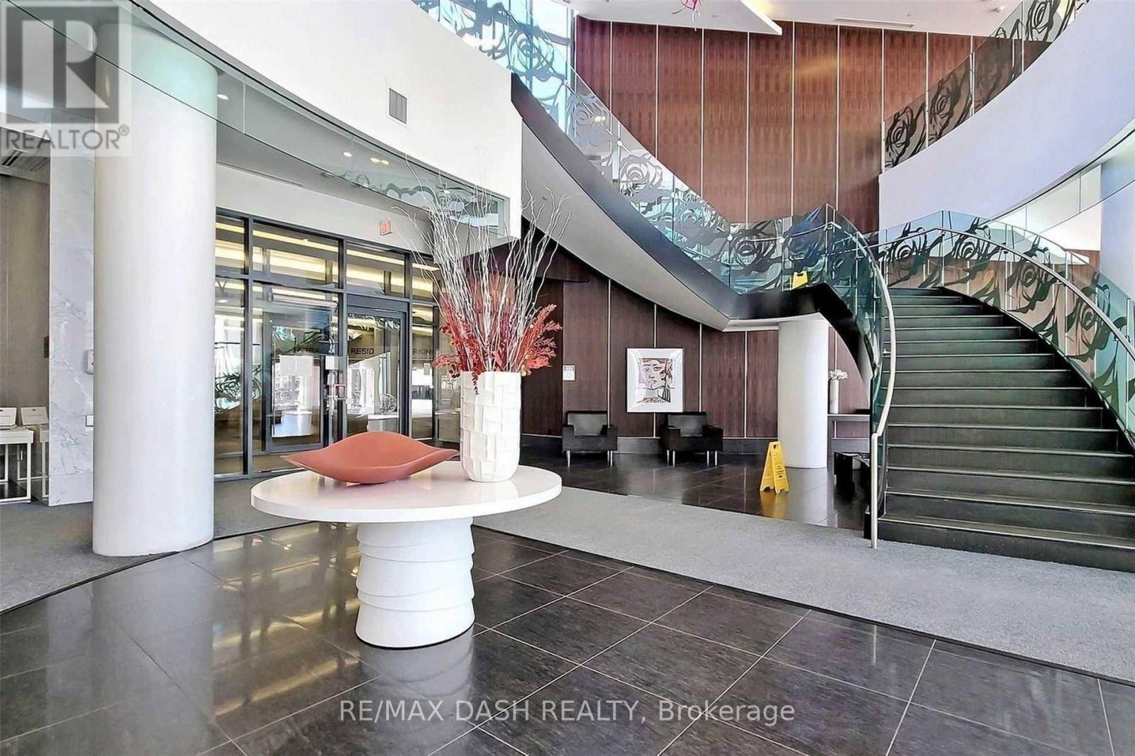 Toronto (willowdale West), ON M2N5P6,5168 Yonge ST #3306