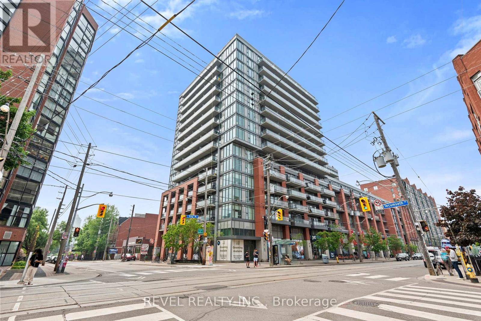 Toronto (niagara), ON M5V0A9,78 Tecumseth ST #302