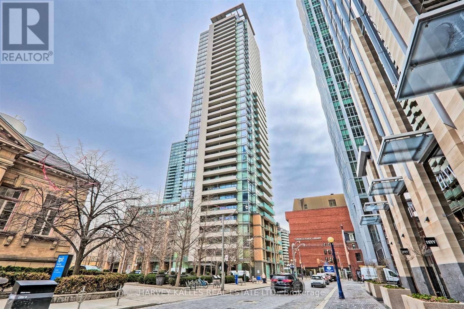 Toronto (annex), ON M4W1L4,18 Yorkville AVE #2906