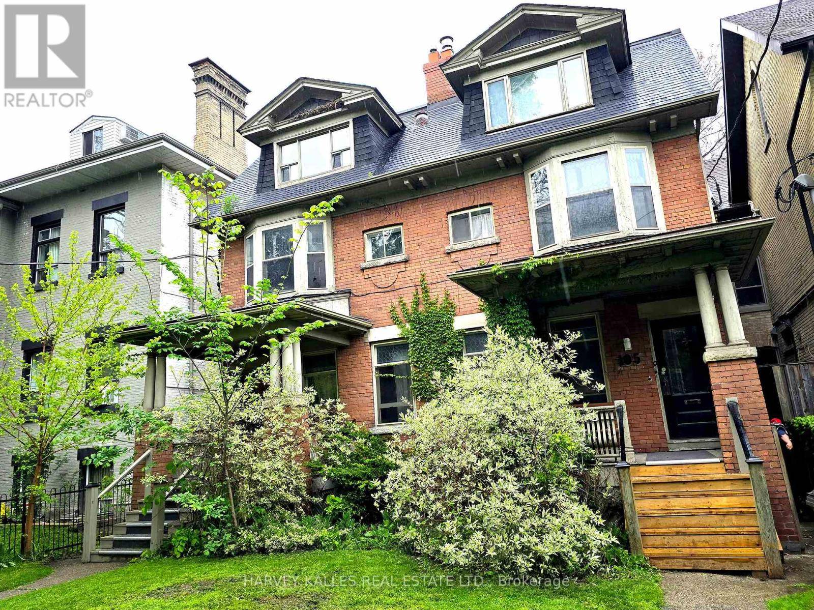 Toronto (moss Park), ON M5A2N9,107 PEMBROKE STREET