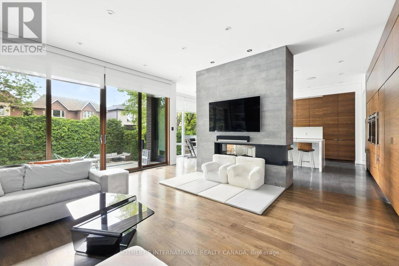 Toronto (bedford Park-nortown), ON M5M2N1,64 BANNOCKBURN AVENUE