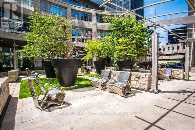 Toronto (mount Pleasant West), ON M4S3H7,2181 Yonge ST #3004
