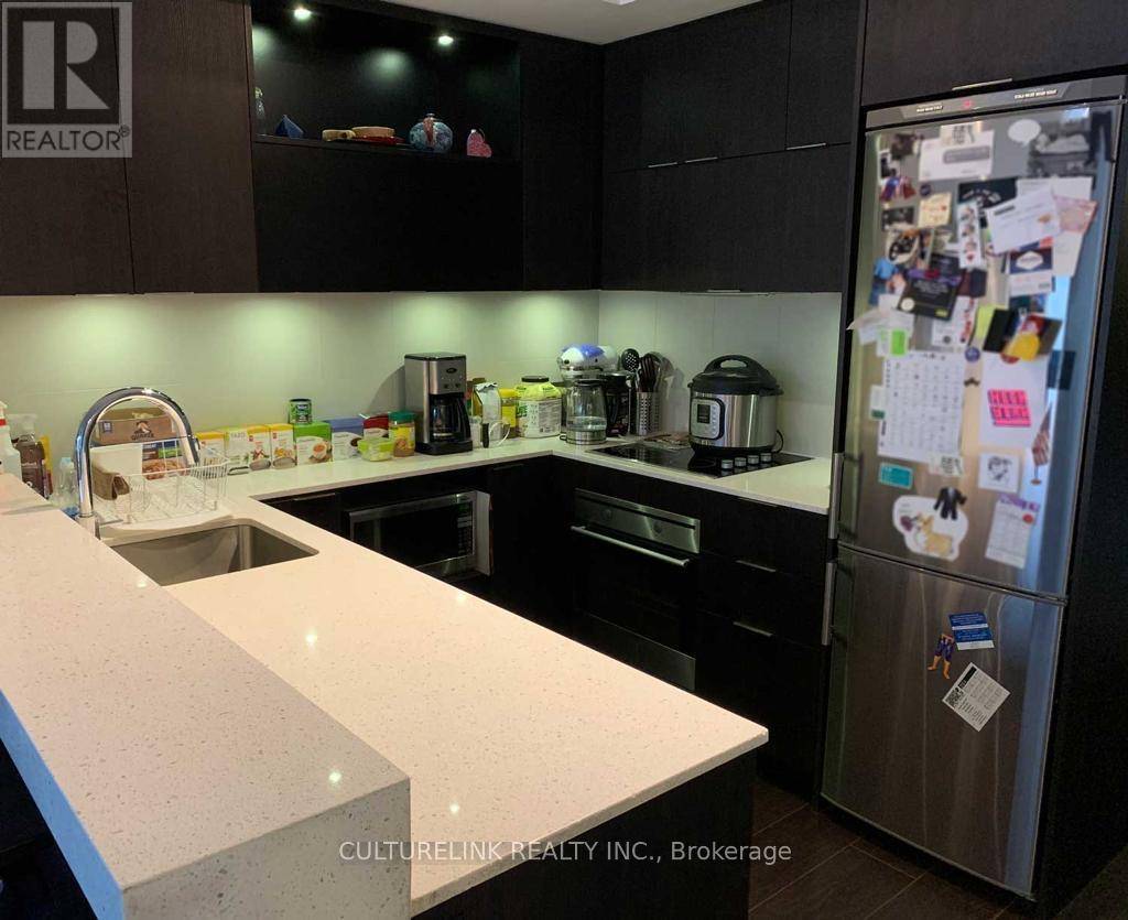 Toronto (regent Park), ON M5A3K2,170 Sumach ST #626