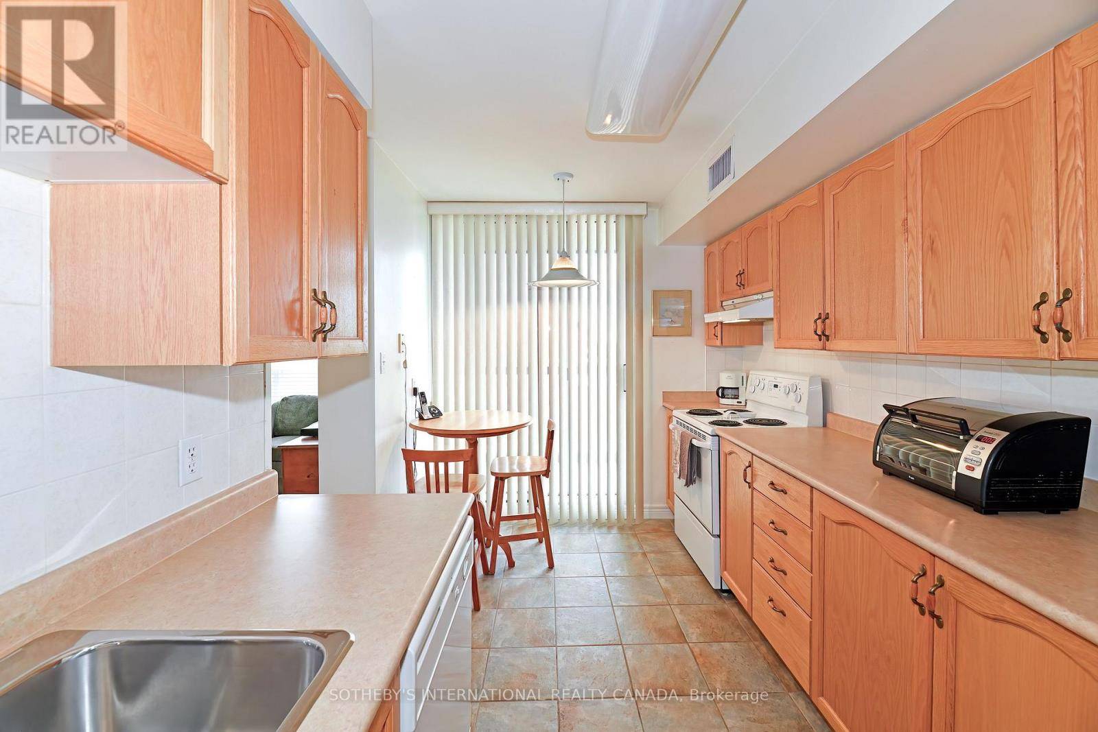 Toronto (mount Pleasant West), ON M4S3G4,35 Merton ST #1605