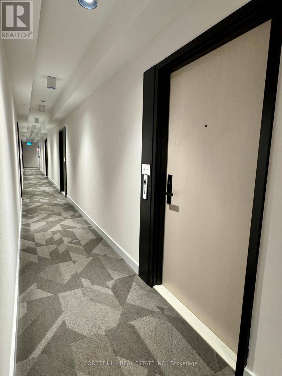 Toronto (clanton Park), ON M3H0E5,500 Wilson AVE #611