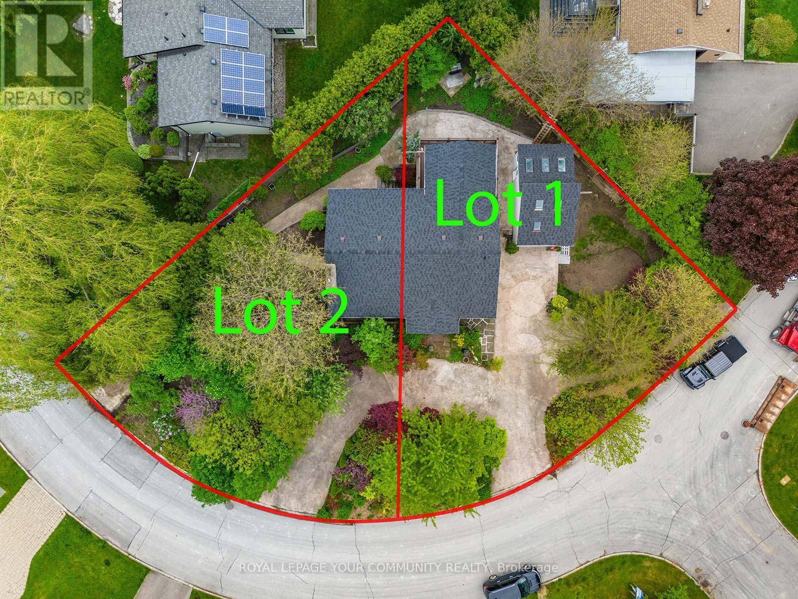 Toronto (banbury-don Mills), ON M3B2Y4,21 YEWFIELD CRESCENT