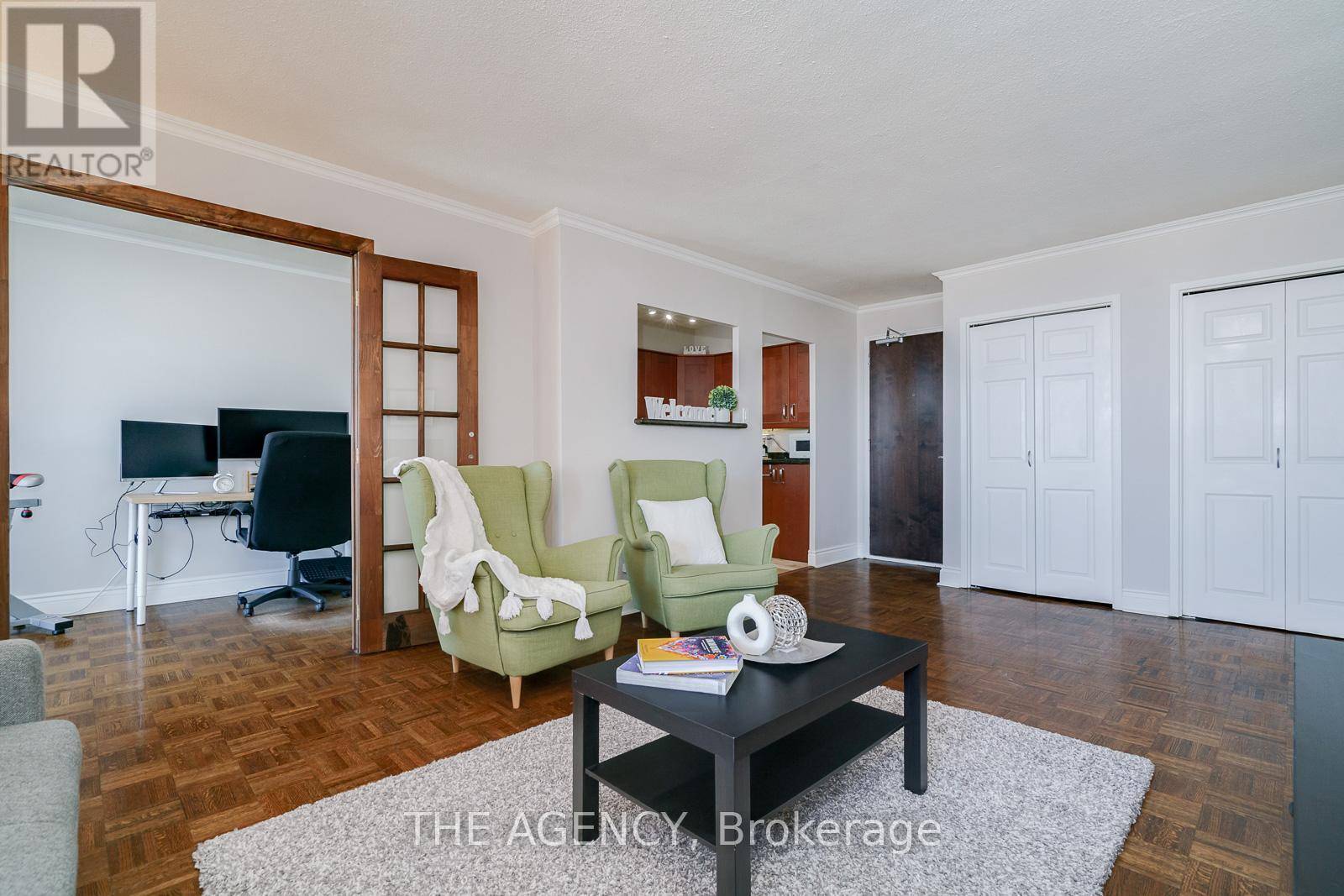 Toronto (newtonbrook East), ON M2M3V8,5949 Yonge ST #1504