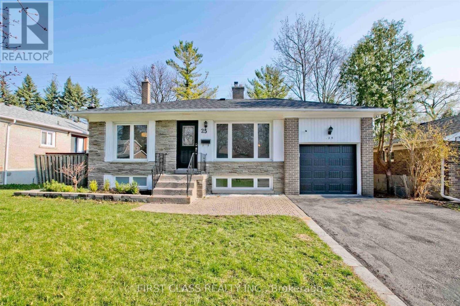 Toronto (hillcrest Village), ON M2H1W9,25 SUMMERSIDE CRESCENT