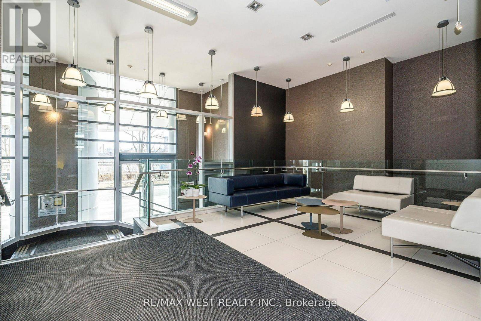 Toronto (casa Loma), ON M4V3E3,380 Macpherson AVE #333