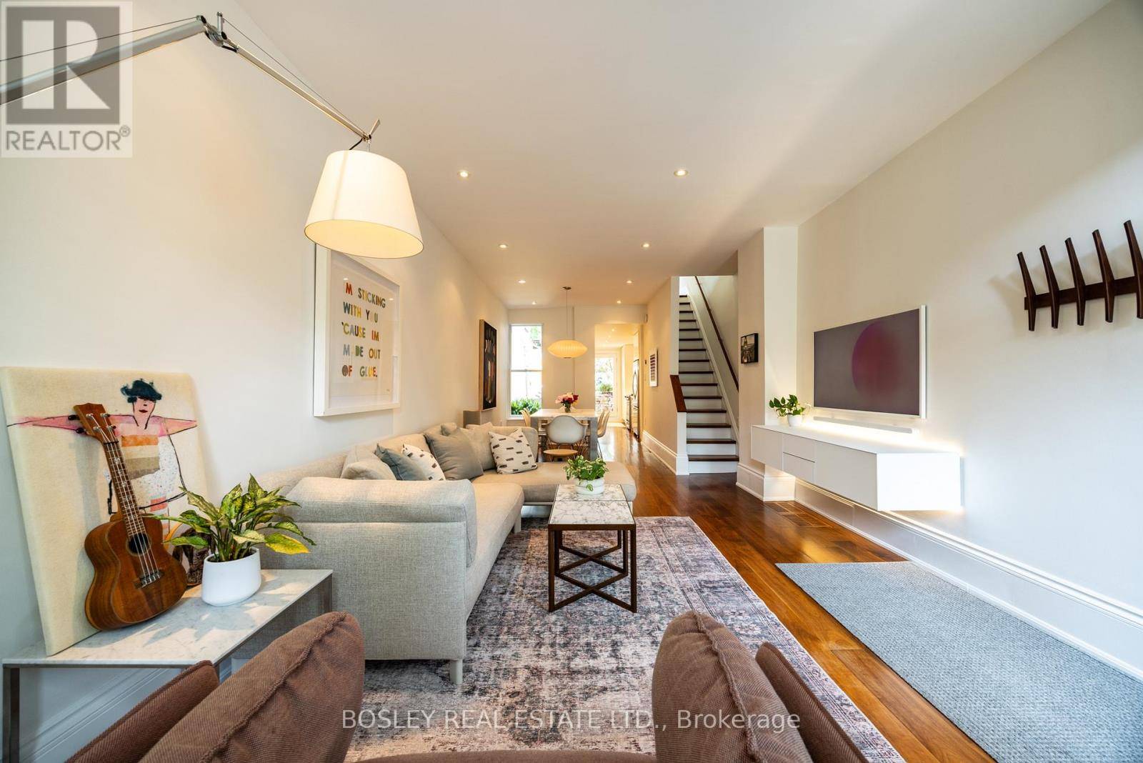 Toronto (cabbagetown-south St. James Town), ON M5A2J5,122 SPRUCE STREET