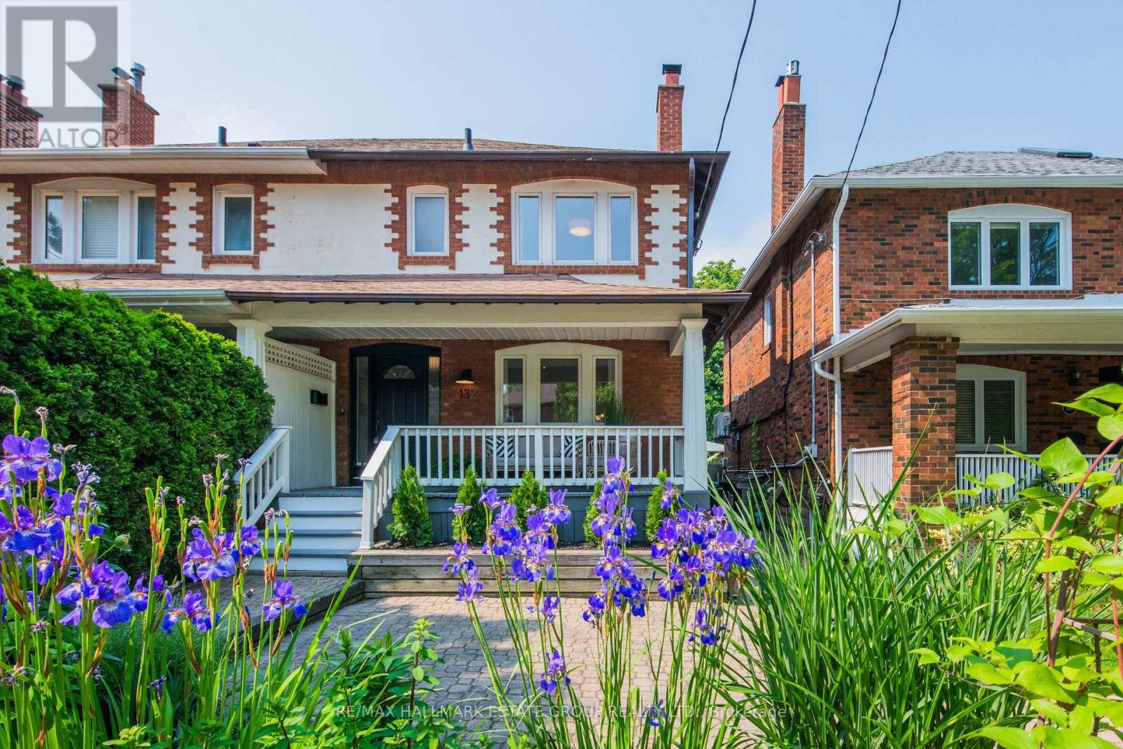 Toronto (bedford Park-nortown), ON M5M1G6,132 DOUGLAS AVENUE