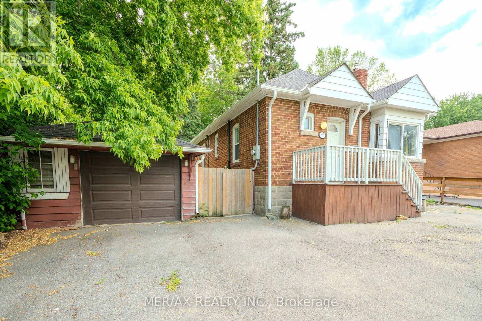 Toronto (newtonbrook East), ON M2M3Y4,91 STEELES AVENUE E