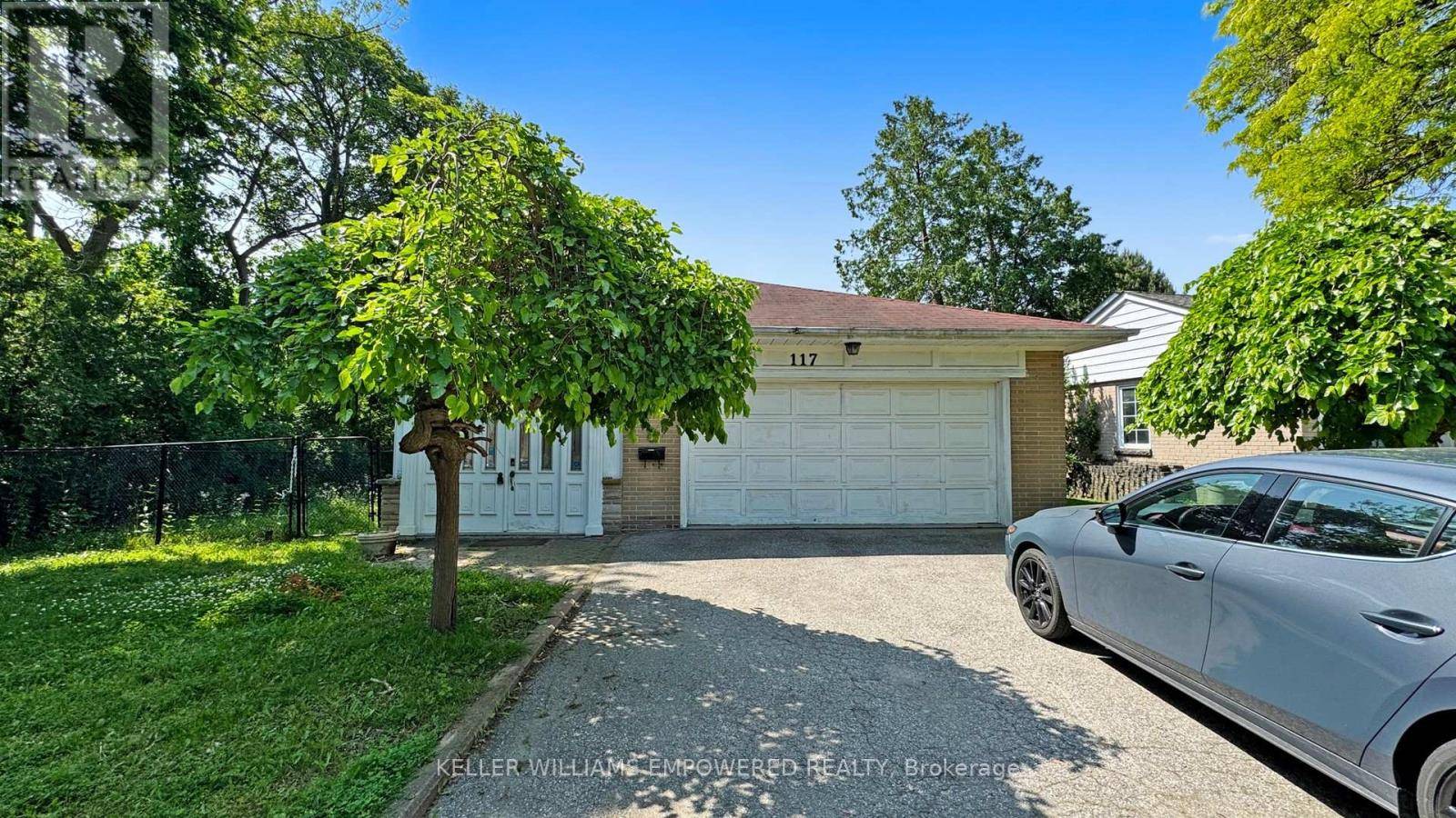 Toronto (bridle Path-sunnybrook-york Mills), ON M2L1C6,117 ARJAY CRESCENT