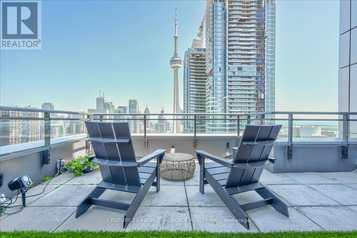 Toronto (waterfront Communities), ON M5V3Z1,25 Telegram Mews #PH5201
