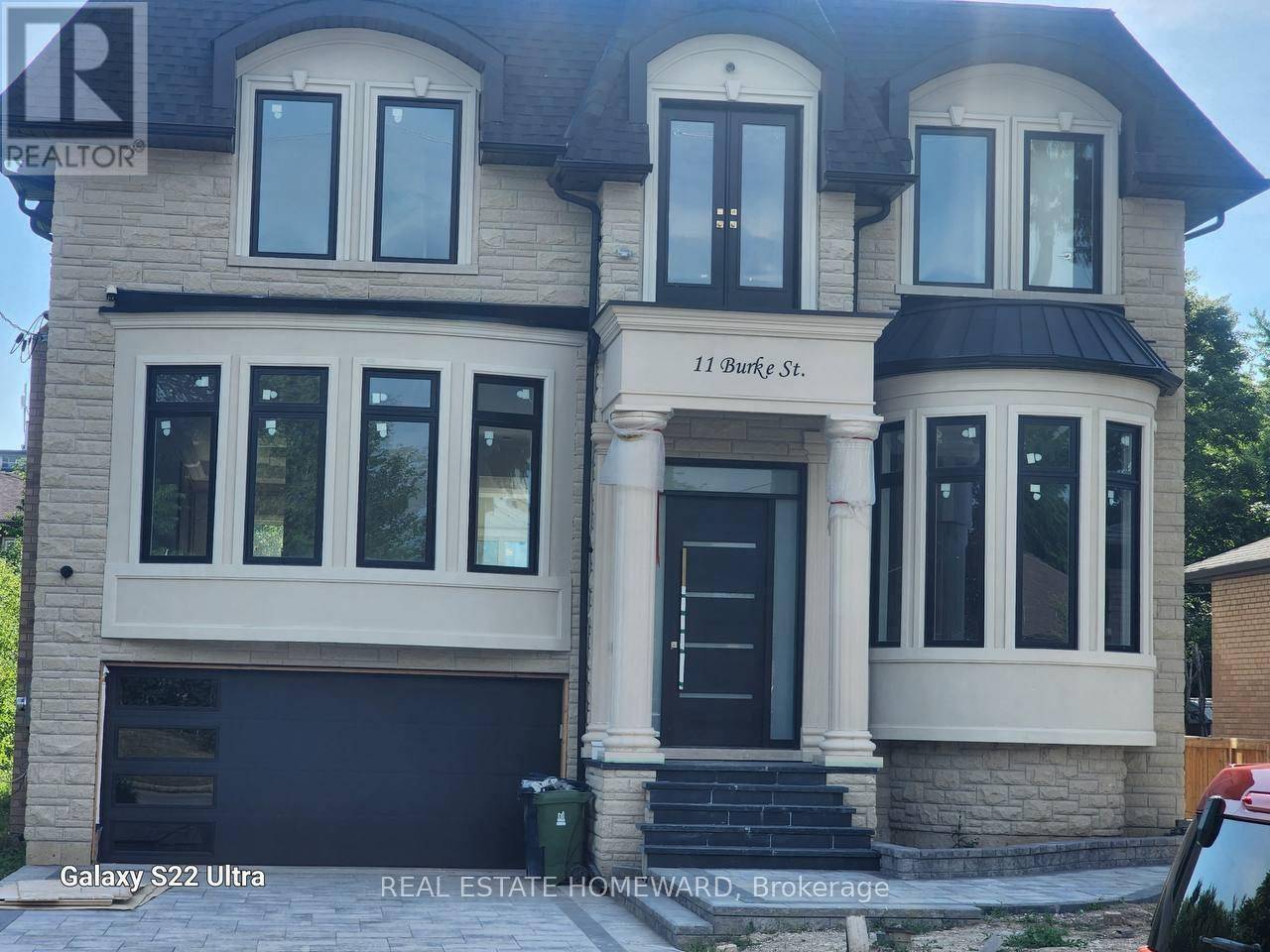 Toronto (newtonbrook West), ON M2M1V1,LOWER LEVEL - 11 BURKE STREET