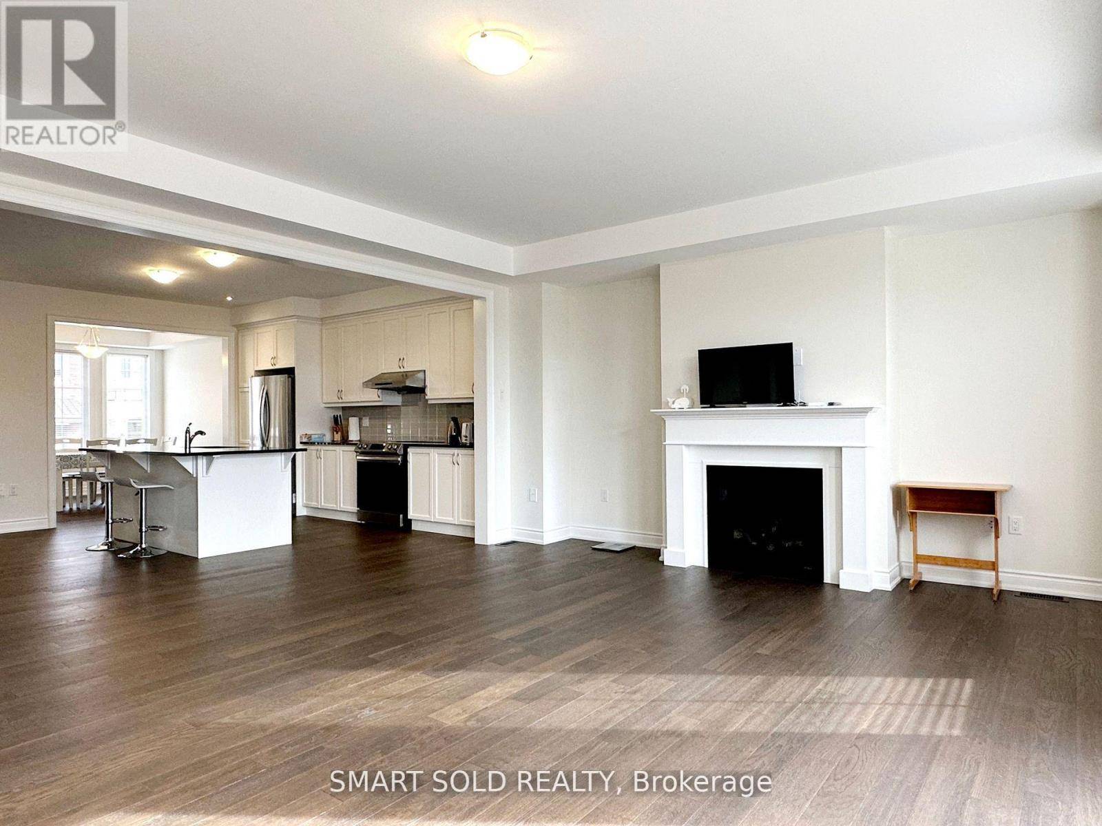 Toronto (newtonbrook West), ON M2R2N1,76 WILLIAM DURIE WAY
