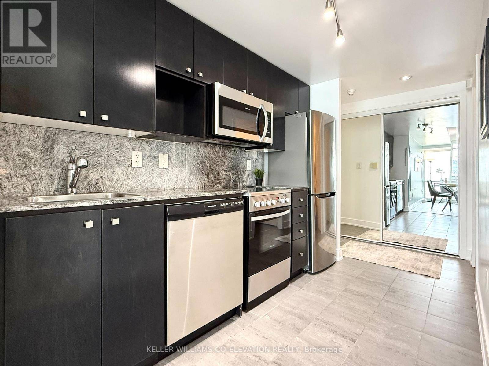 Toronto (waterfront Communities), ON M5V3Y3,11 Brunel CT #4305