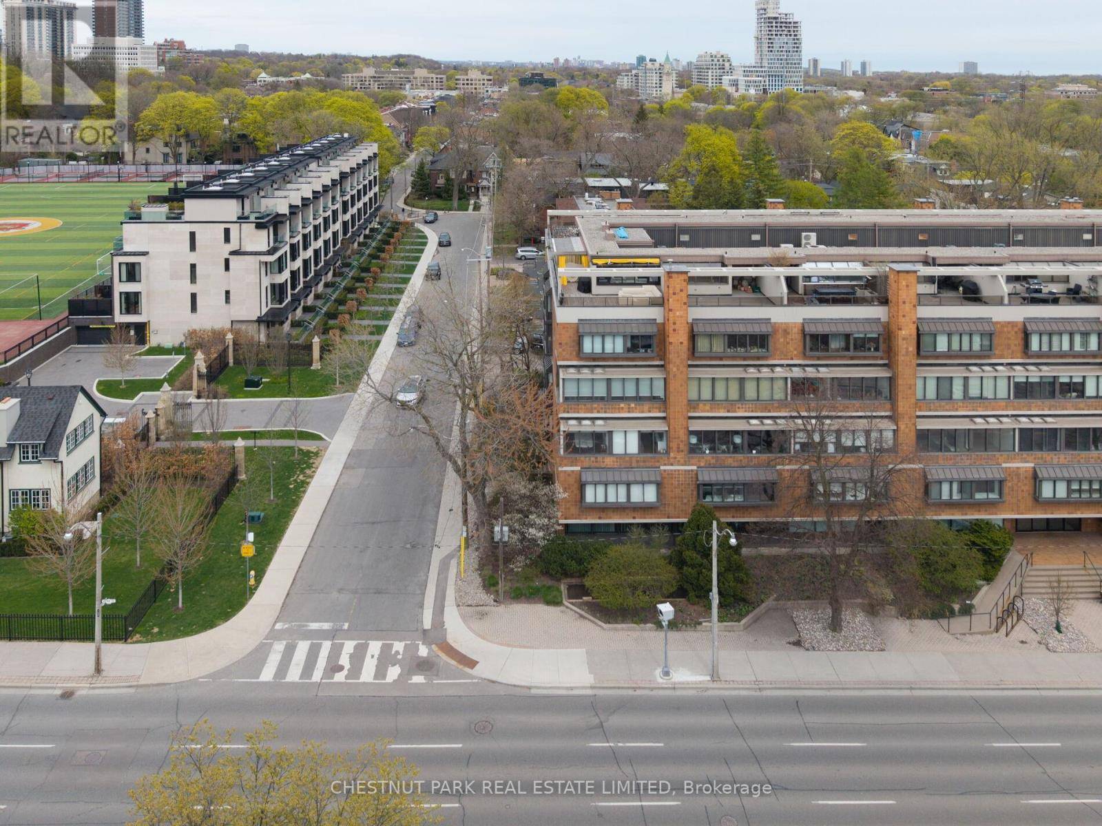 Toronto (yonge-st. Clair), ON M4V2Z3,40 Oaklands AVE #203