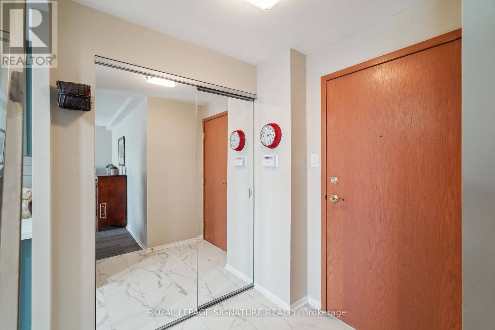 Toronto (bedford Park-nortown), ON M3H1K8,271 Ridley BLVD #407