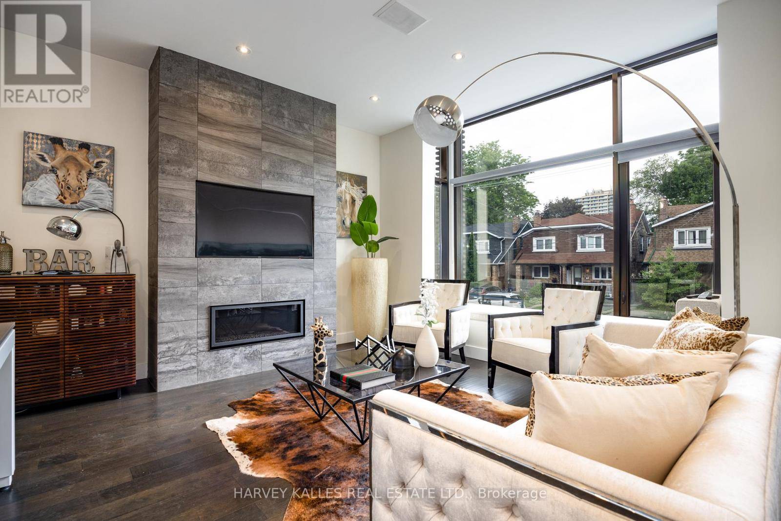 Toronto (mount Pleasant East), ON M4S1W6,397 SOUDAN AVENUE
