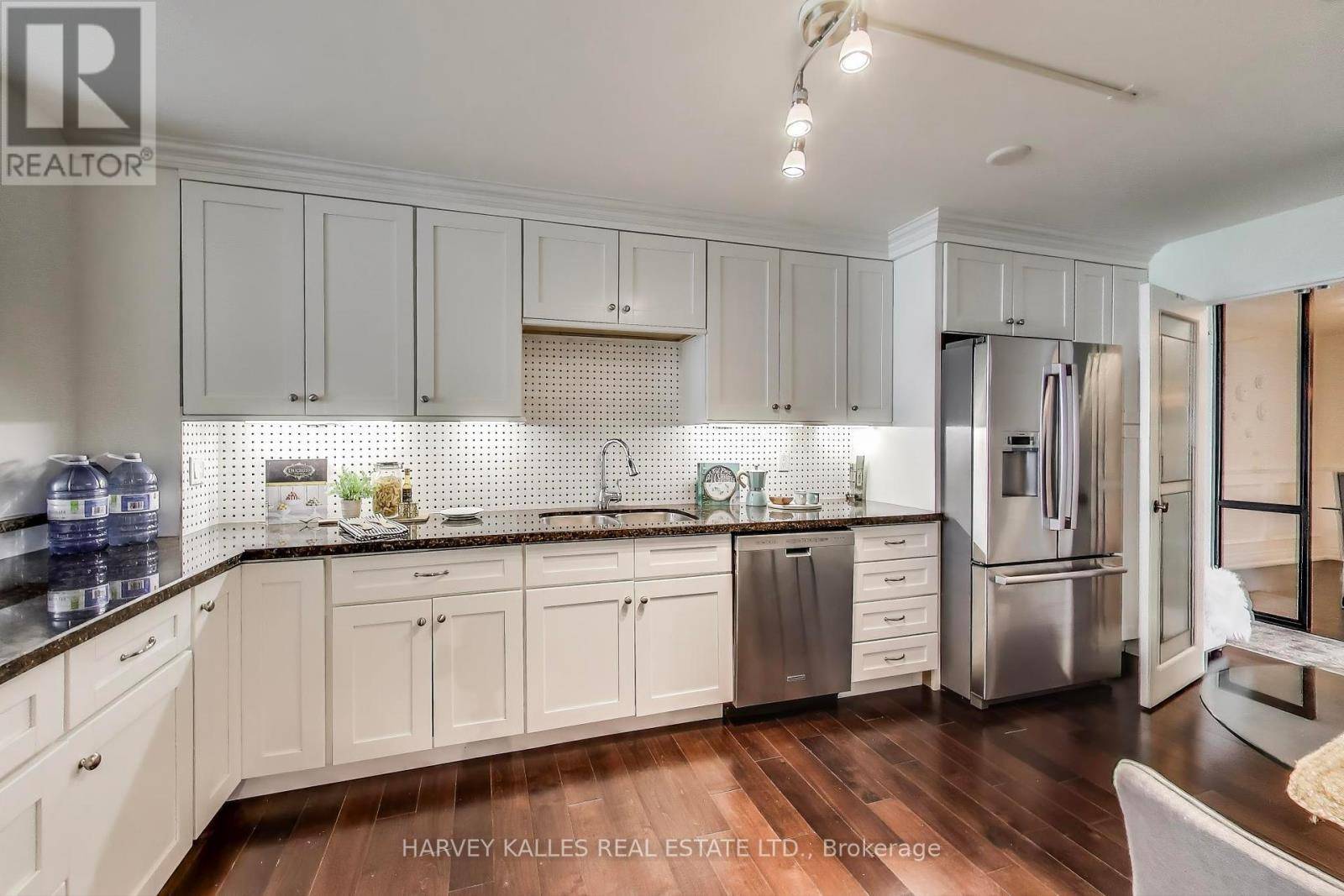 Toronto (hillcrest Village), ON M2H3N4,55 Skymark DR #902