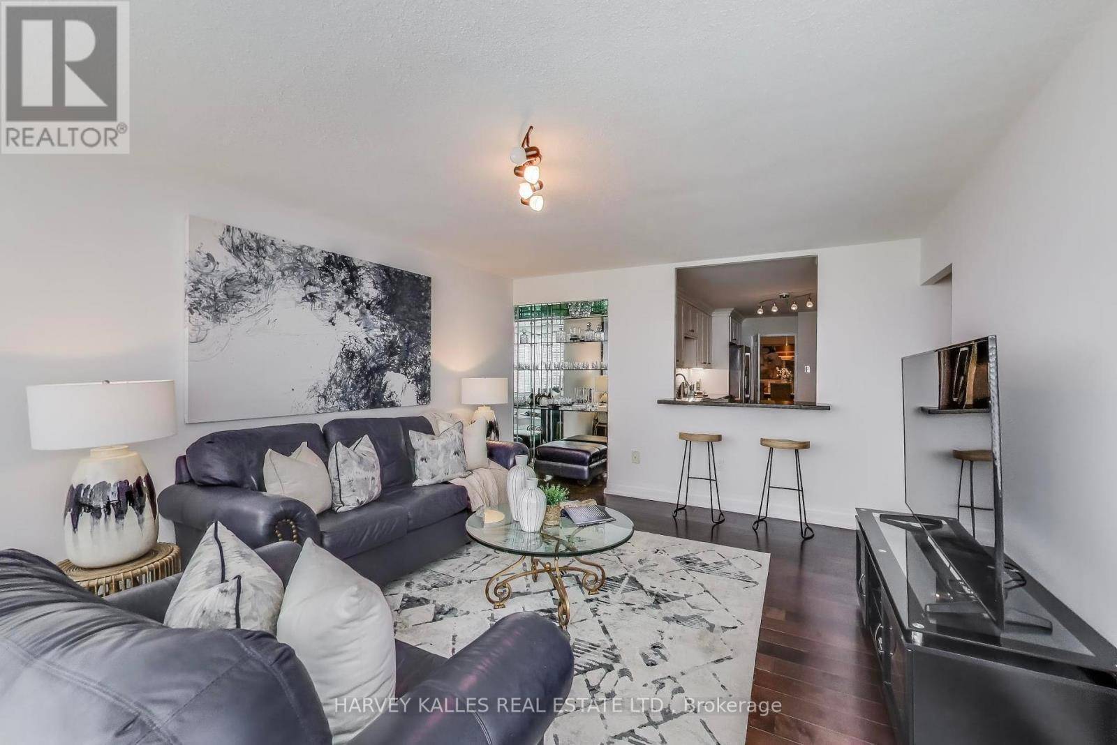Toronto (hillcrest Village), ON M2H3N4,55 Skymark DR #902