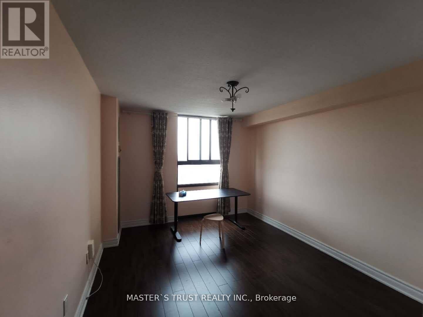 Toronto (don Valley Village), ON M2J4S6,260 Seneca Hill DR #1209