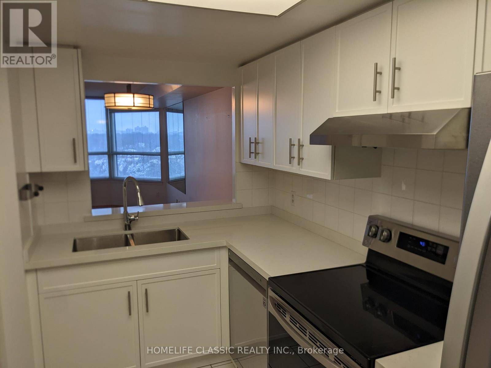 Toronto (bedford Park-nortown), ON M5M4N3,268 Ridley BLVD #1017