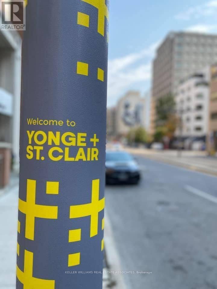 Toronto (rosedale-moore Park), ON M4T1T9,27 Glen Elm AVE #4