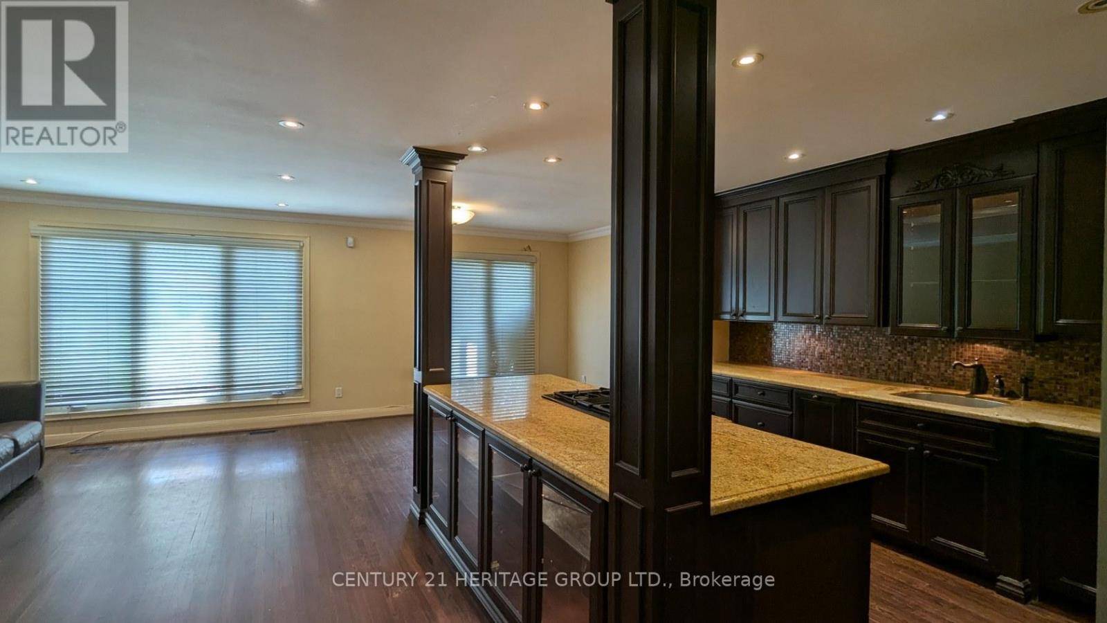 Toronto (bathurst Manor), ON M3H3Y8,138 Waterloo AVE #Main