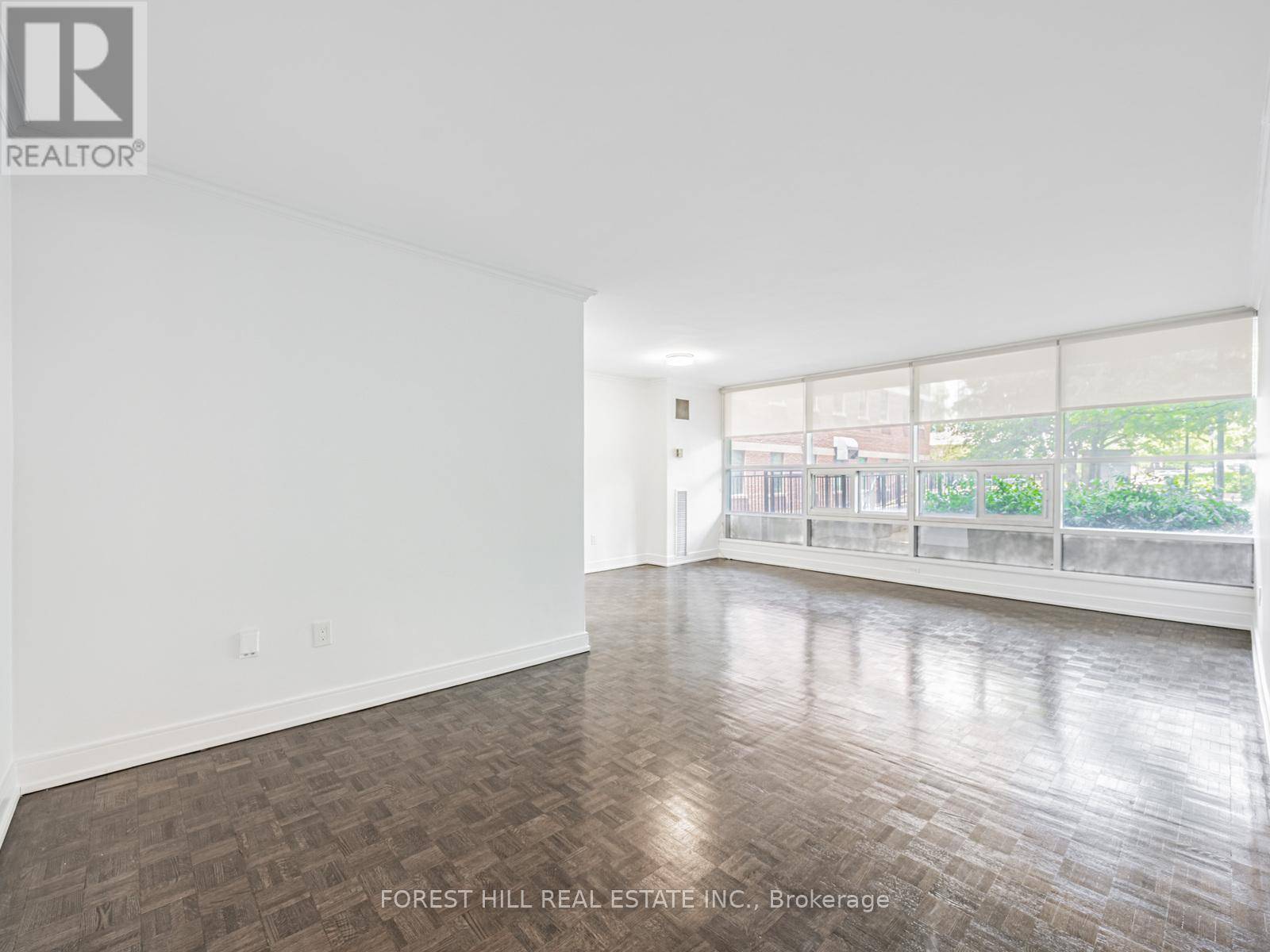 Toronto (rosedale-moore Park), ON M4T1E3,7 Jackes AVE #103