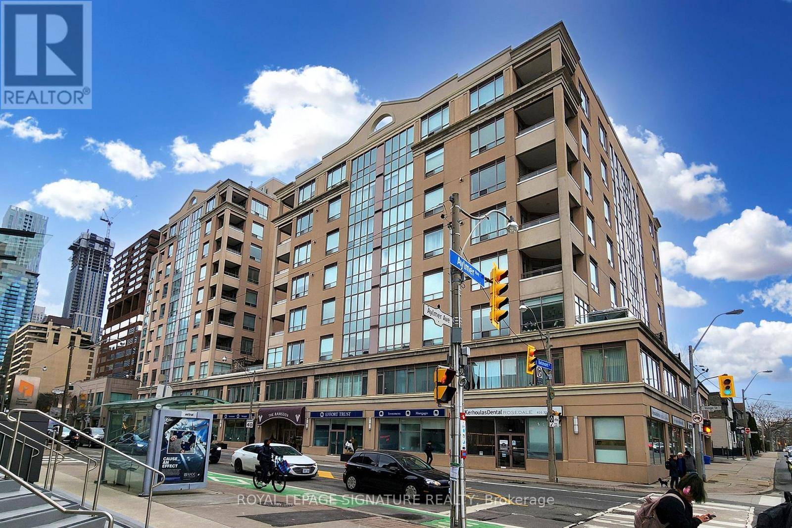 Toronto (annex), ON M4W3V8,980 Yonge ST #209