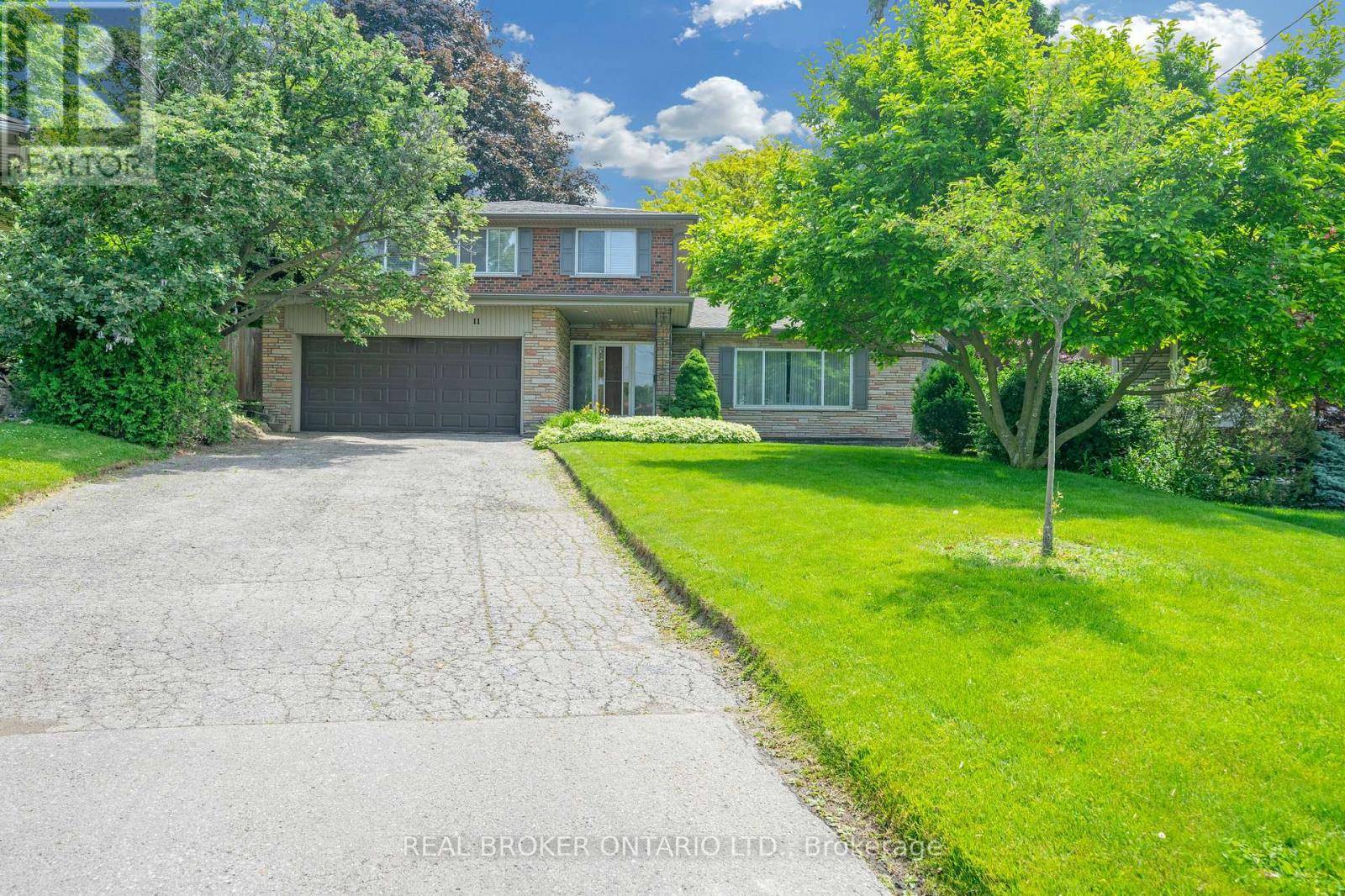 Toronto (parkwoods-donalda), ON M3A1G9,11 CARONPORT CRESCENT
