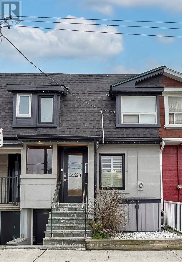 Toronto (annex), ON M6G1Z3,623 DUPONT STREET