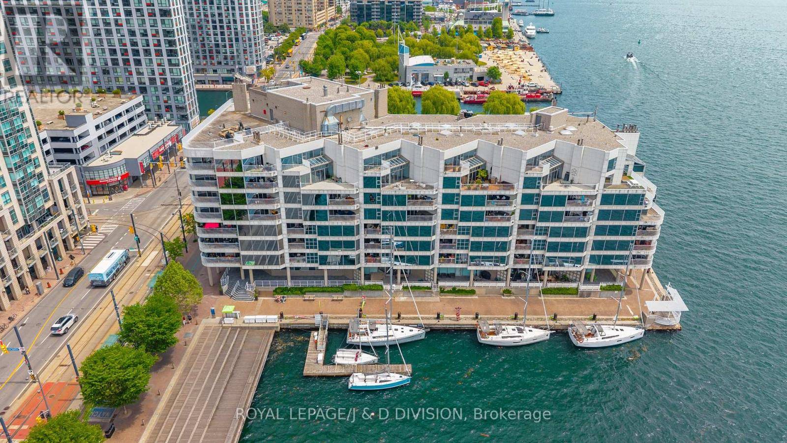 Toronto (waterfront Communities), ON M5V2Y2,401 Queens Quay West #410