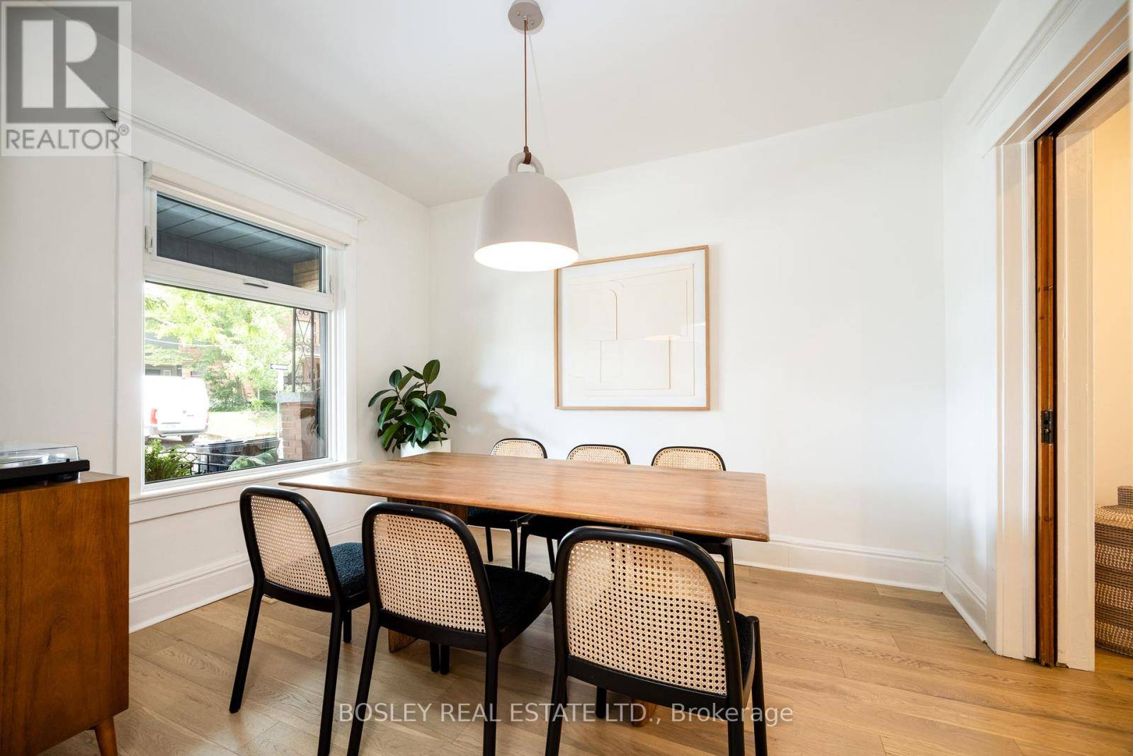 Toronto (dufferin Grove), ON M6H1E8,12 MUIR AVENUE