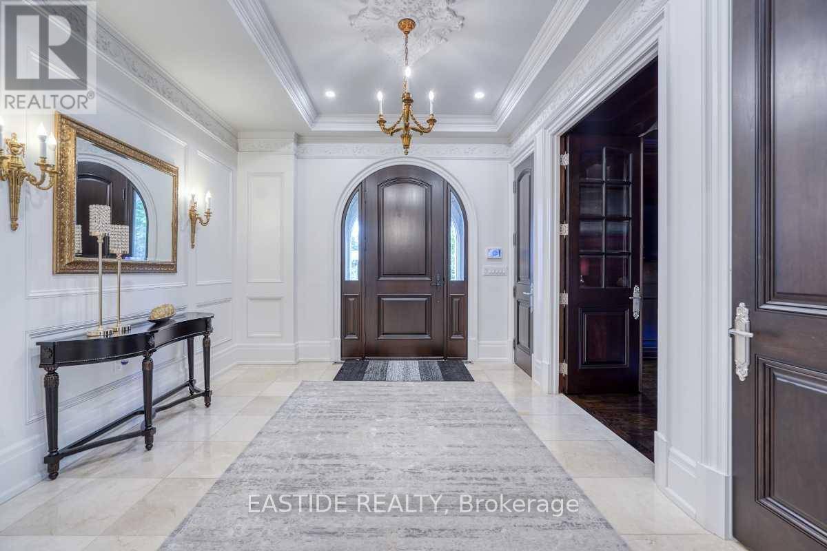 Toronto (banbury-don Mills), ON M3B1M3,5 SWIFTDALE PLACE