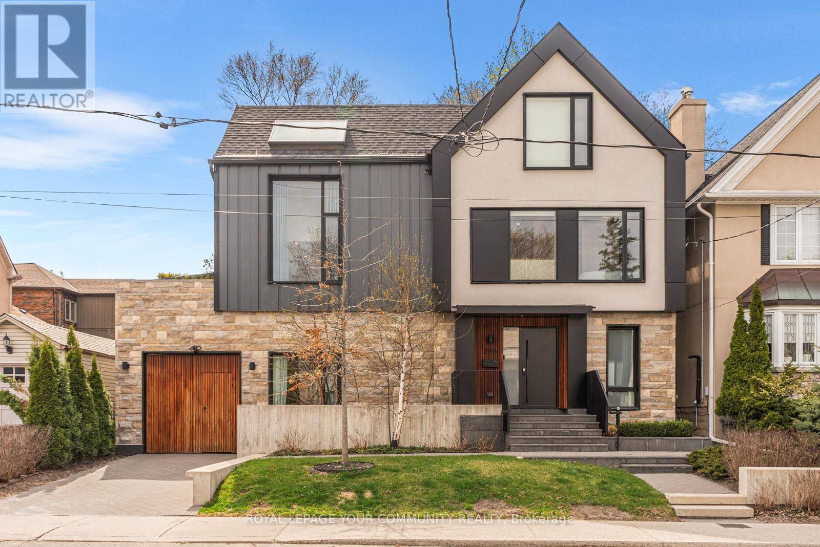 Toronto (bedford Park-nortown), ON M5M3V2,296 ELM ROAD
