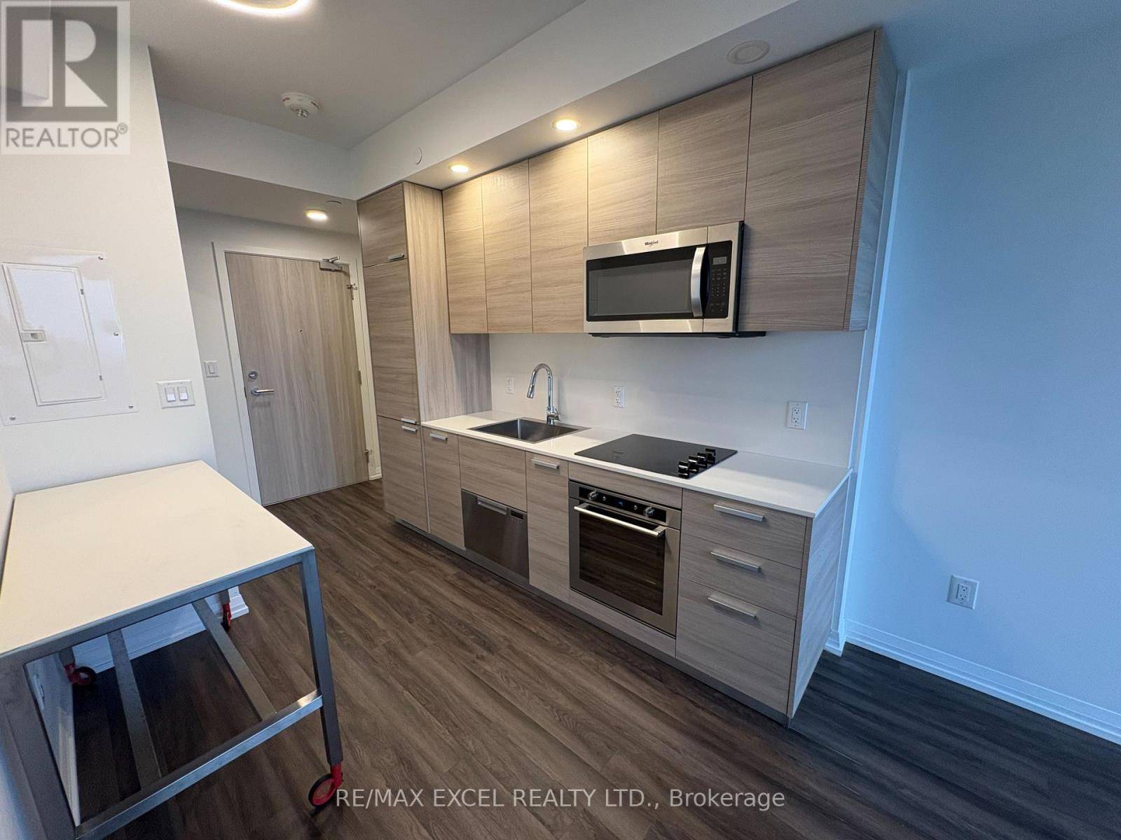 Toronto (willowdale West), ON M2N2N1,75 Canterbury ST #1910