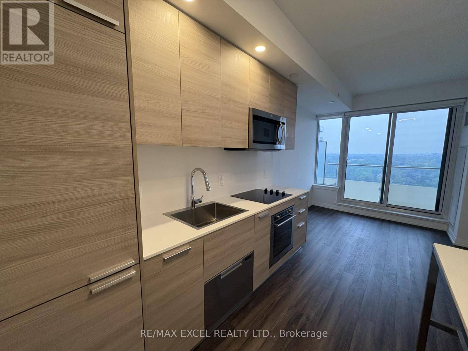 Toronto (willowdale West), ON M2N2N1,75 Canterbury ST #1910