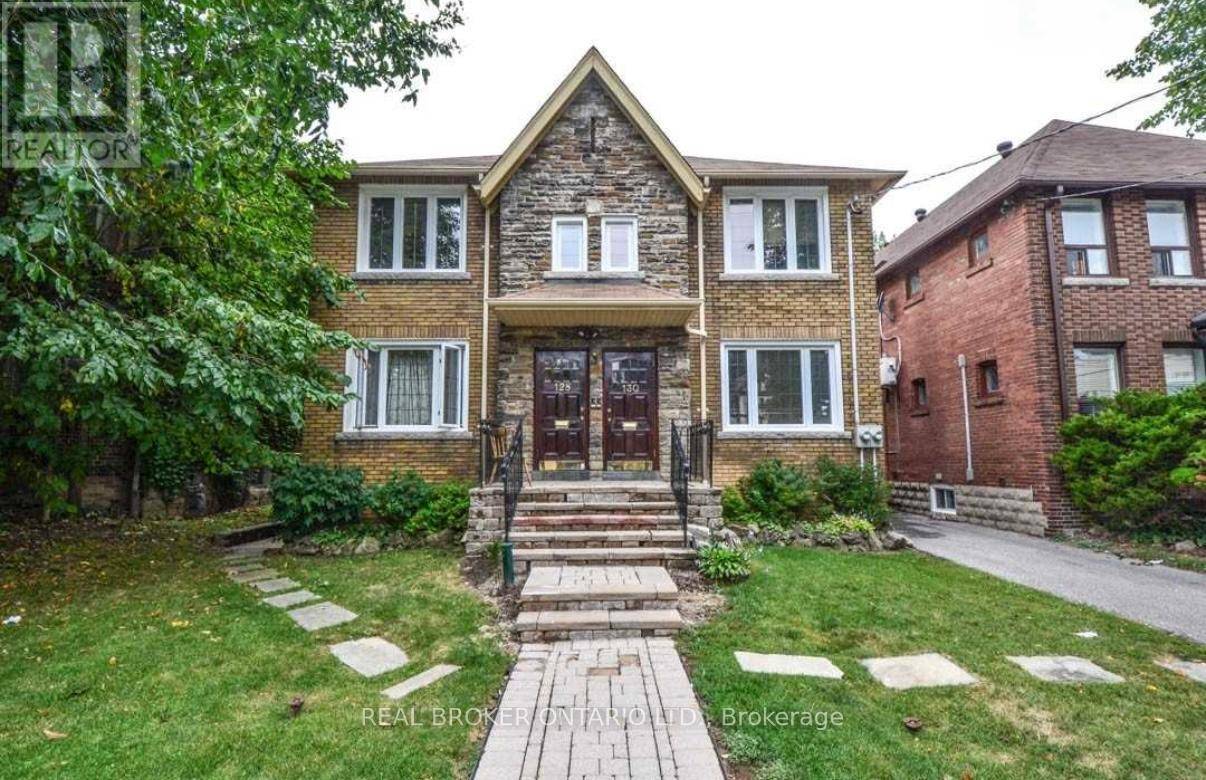 Toronto (forest Hill South), ON M5P1A2,128 Braemar AVE #Upper